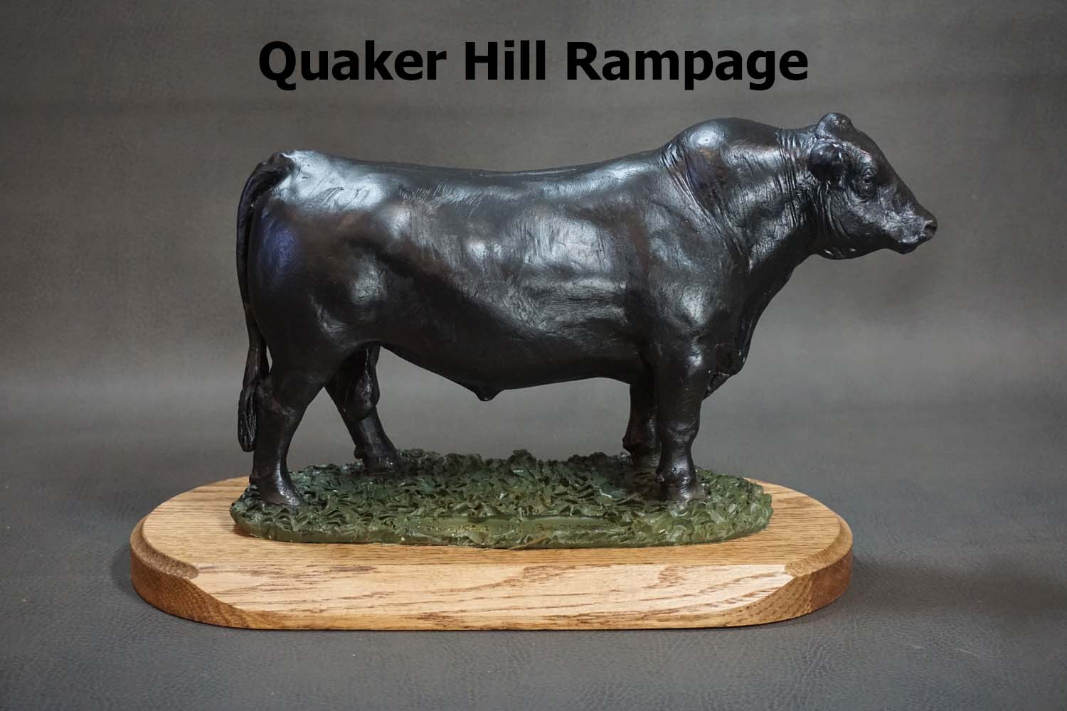 Angus cow bull, black bull Figurine, livestock awards